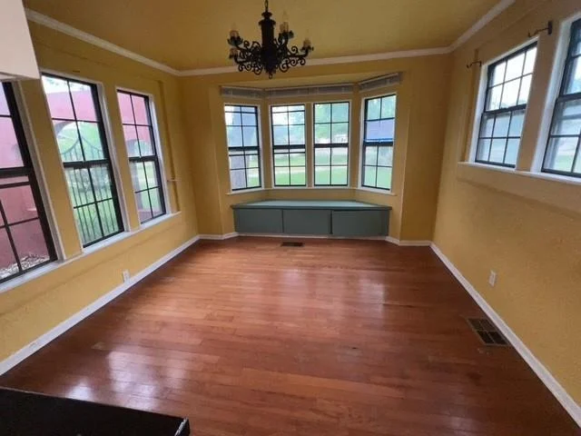 Photo of 817 Tanglewood Drive