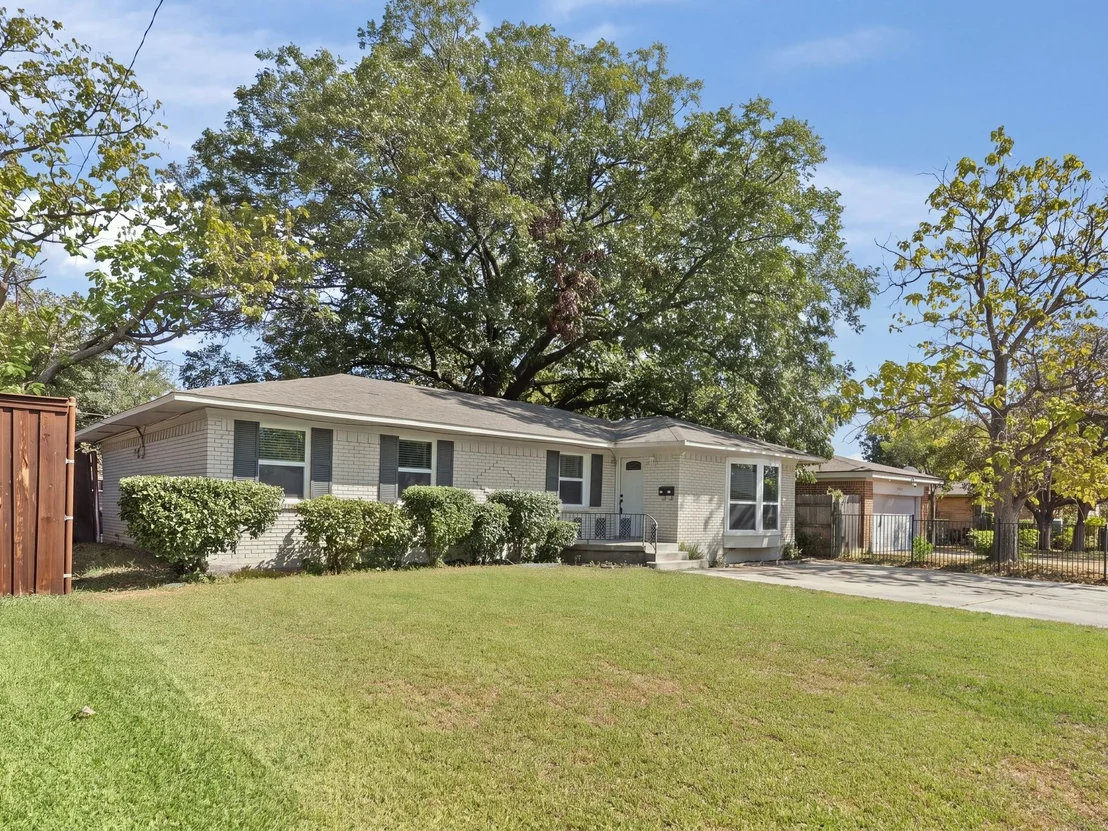Photo of 9255 Palisade Drive