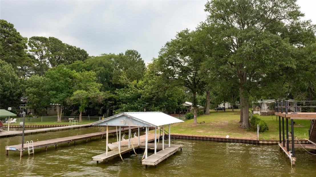 Photo of 198 Thunderbird Drive