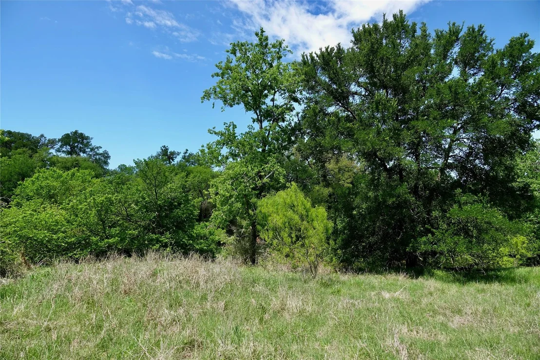 Photo of 588 County Road 430