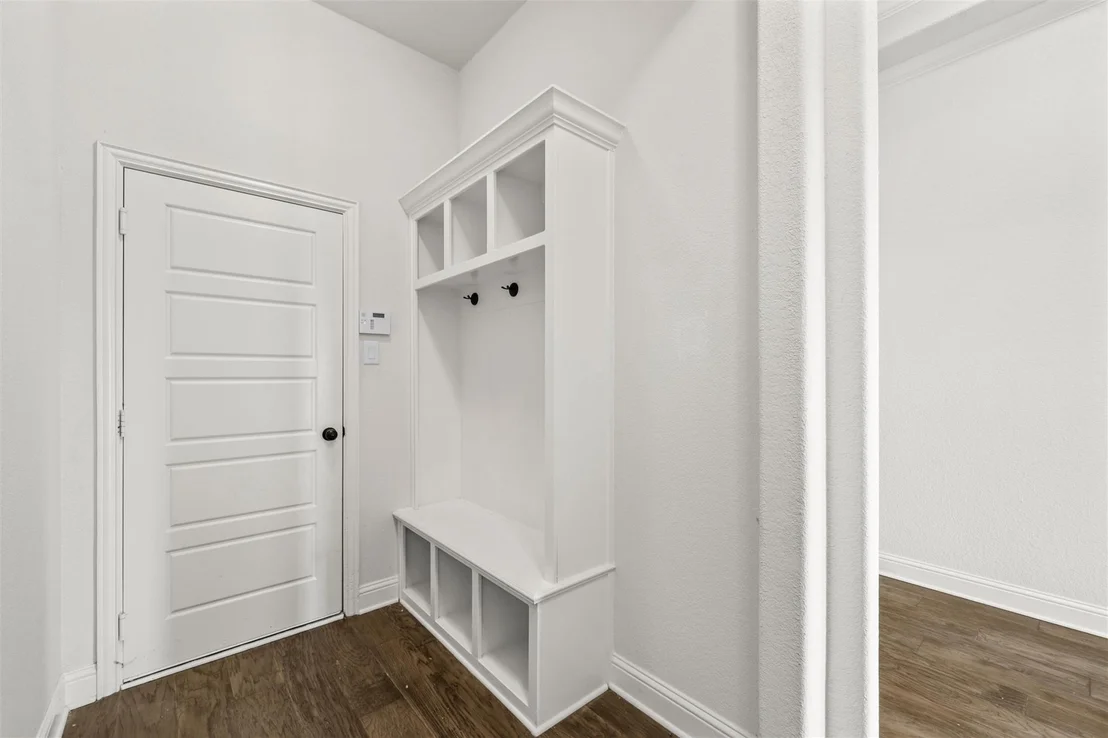 Photo of 336 Oak Meadow Trail