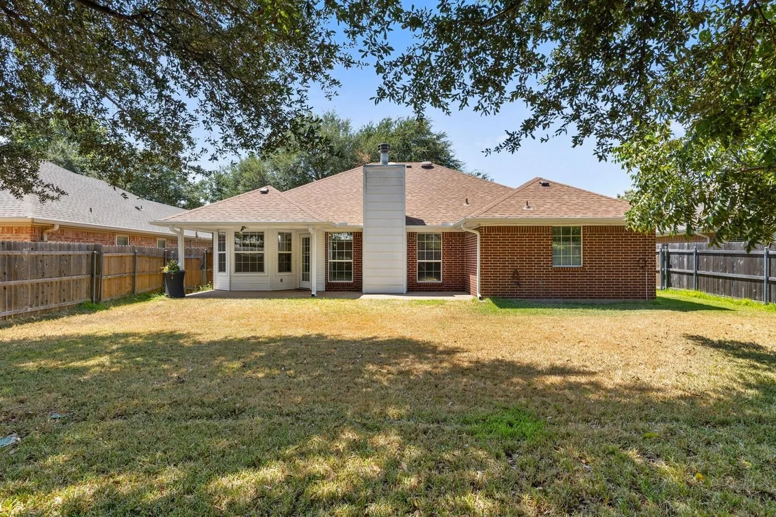 Photo of 2800 Comanche Trail
