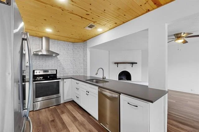 Photo of 4857 Fallon Place