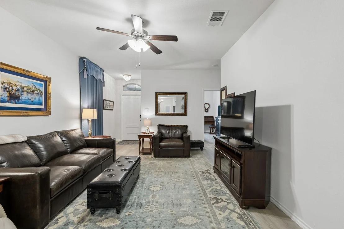 Photo of 1537 Princeton Drive