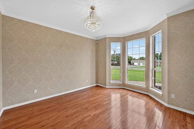 Photo of 2212 Summit Drive