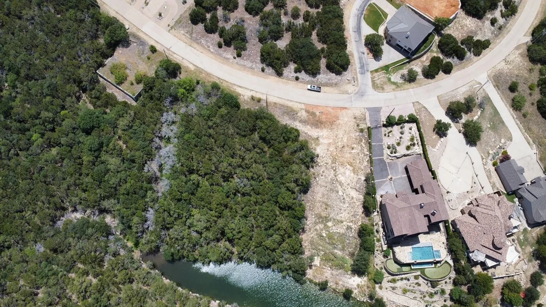 Photo of 1010 Cliffs Drive