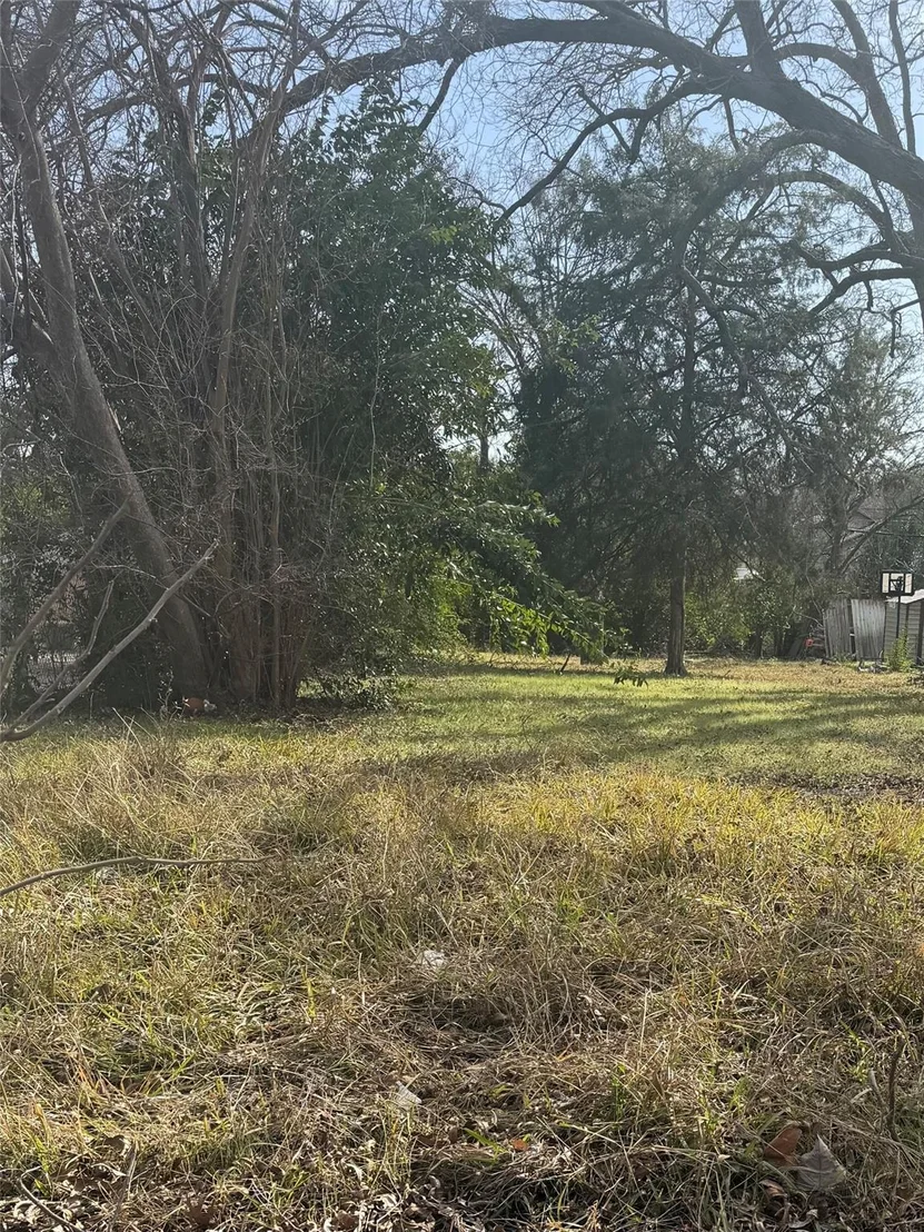 Photo of 2014 Maple Avenue