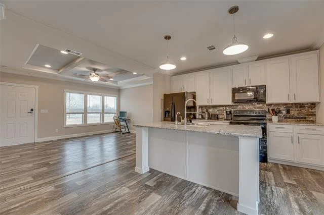 Photo of 6147 County Road 437