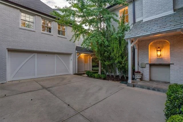 Photo of 4429 Beverly Drive