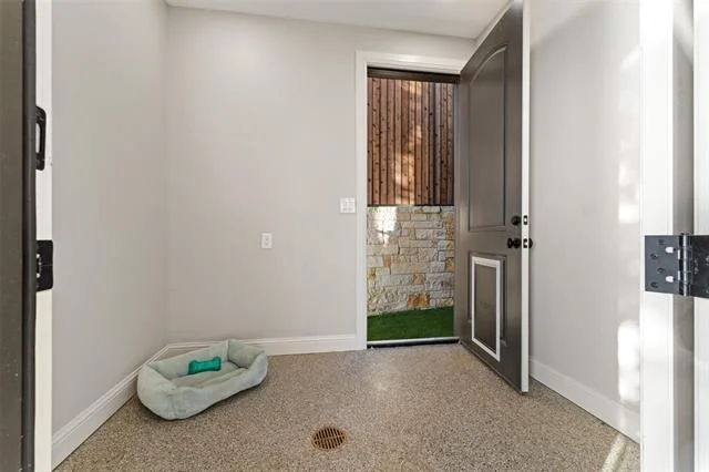 Photo of 12210 Lake Forest Drive