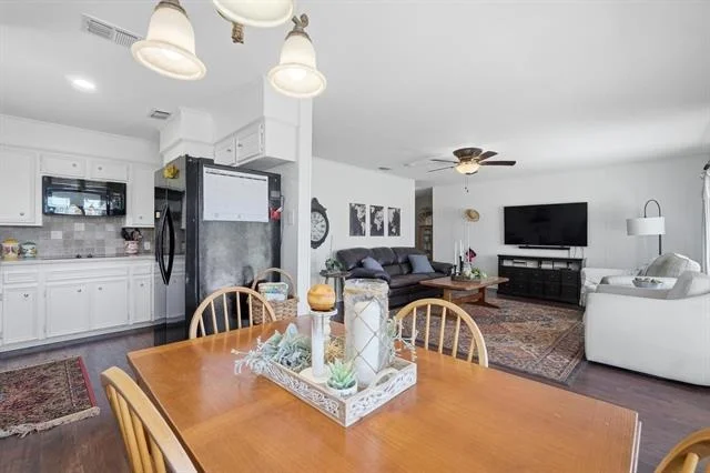Photo of 121 Sandy Lane