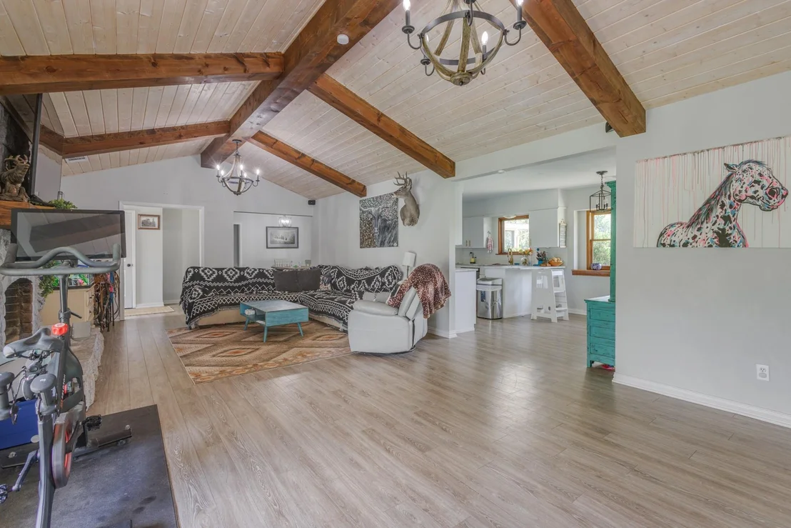 Photo of 636 Clark Road