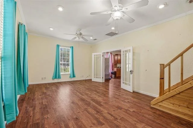Photo of 307 N Oak Lane