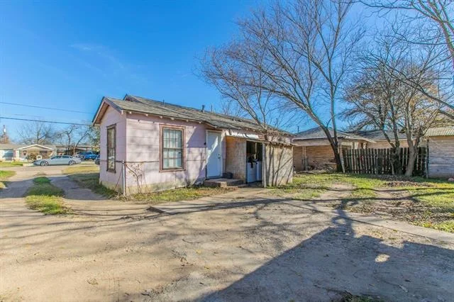Photo of 108 N Lakeview Drive