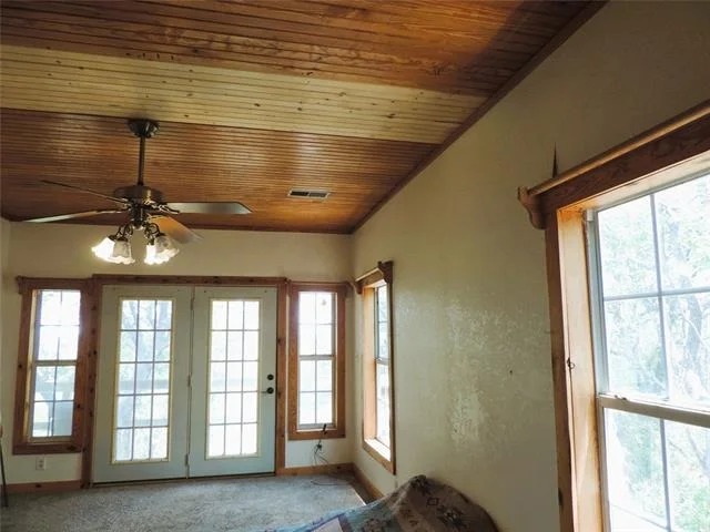 Photo of 550 Chaparral Drive