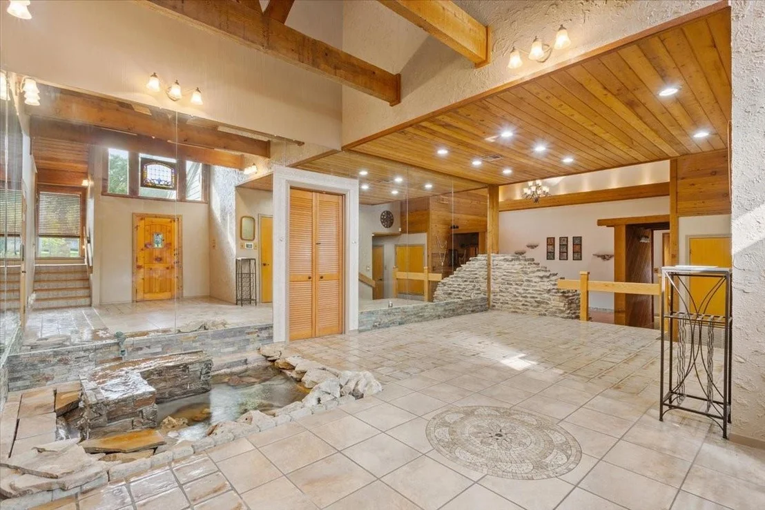Photo of 3724 Greenleaf Drive