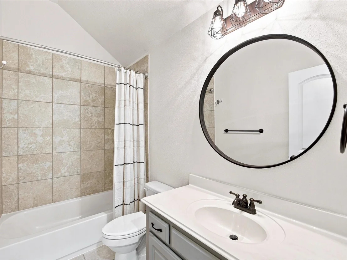 Photo of 412 Oriole Drive