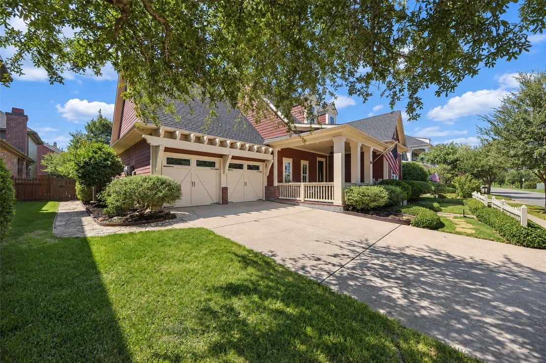 Photo of 7205 Darrow Drive