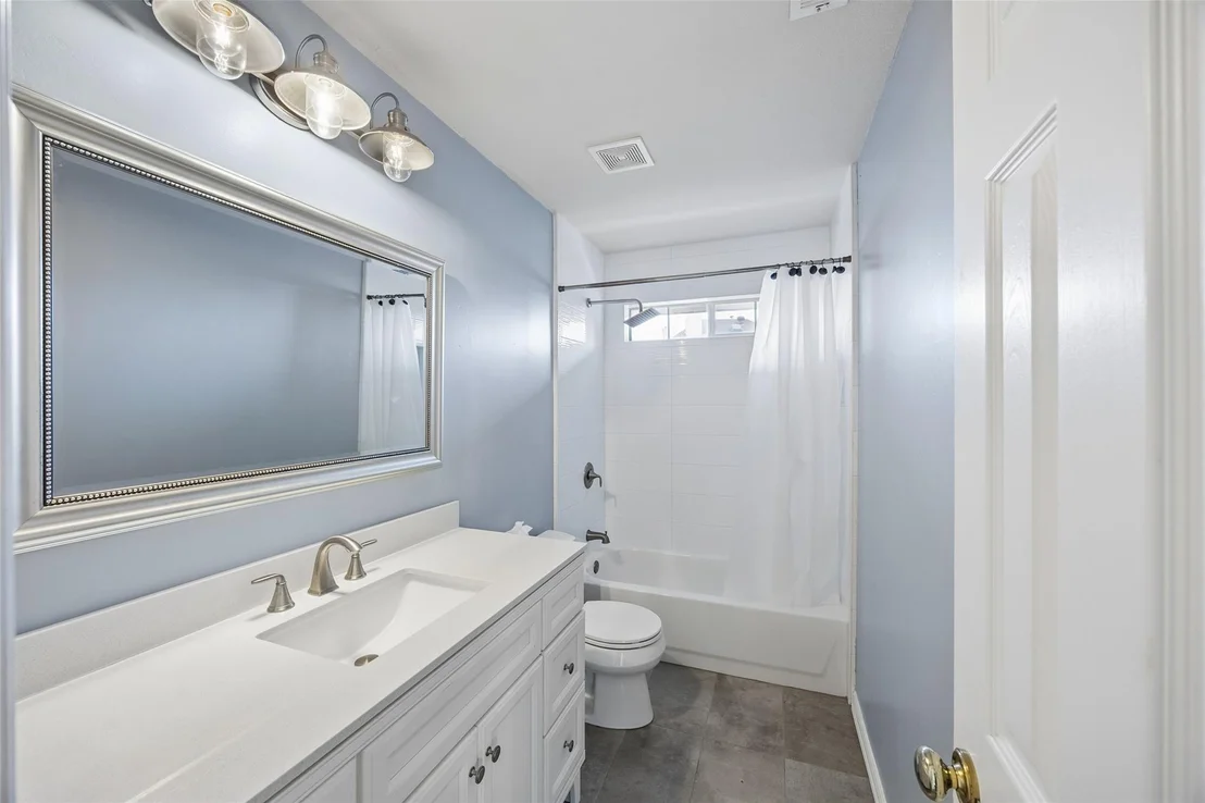 Photo of 2701 Oates Drive