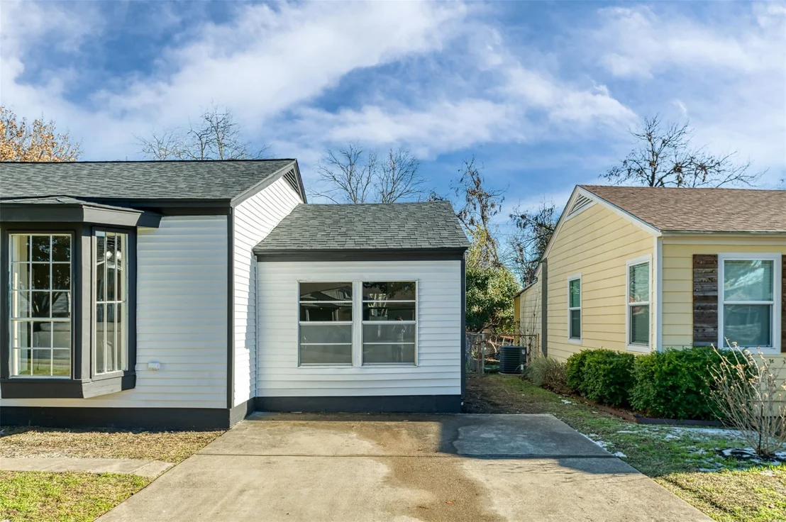 Photo of 2842 Carlson Drive