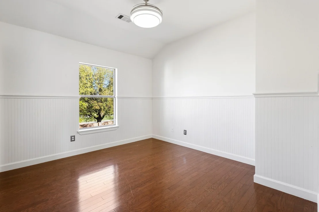 Photo of 2409 Eisenhower Drive