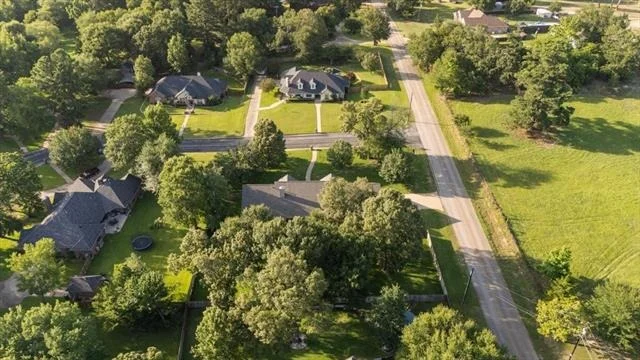 Photo of 11831 Smallwood Drive