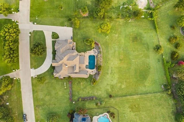 Photo of 1541 Winding Creek Road