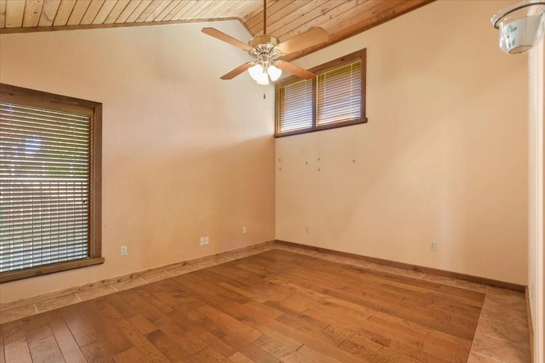Photo of 3724 Greenleaf Drive