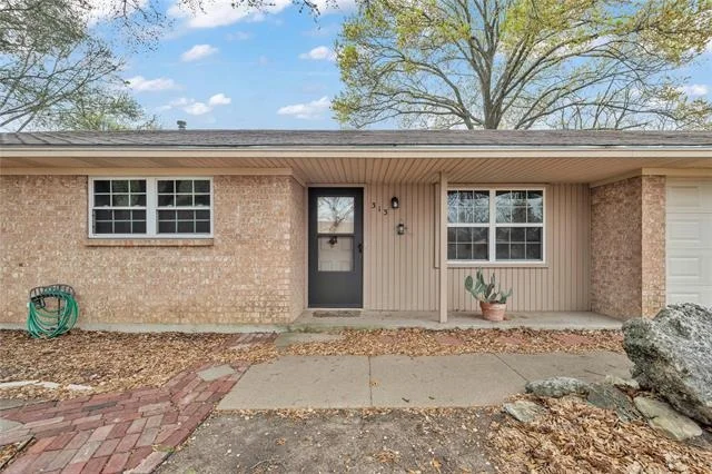 Photo of 313 Ruggles Loop