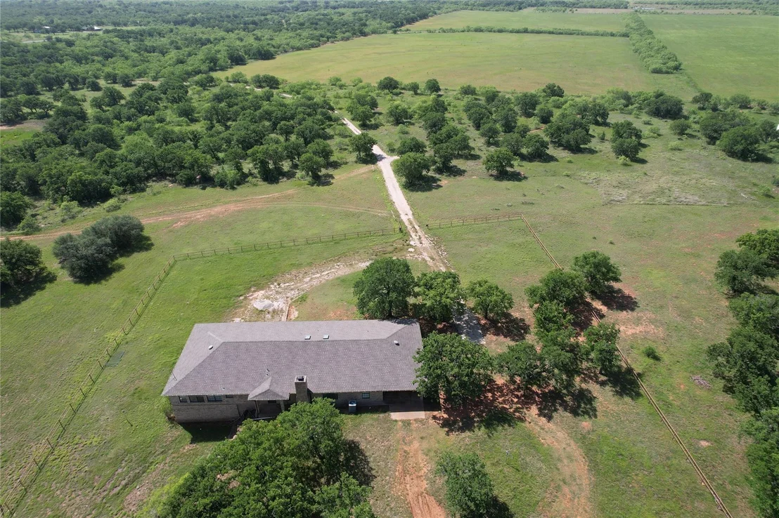 Photo of 628 Robinson Road