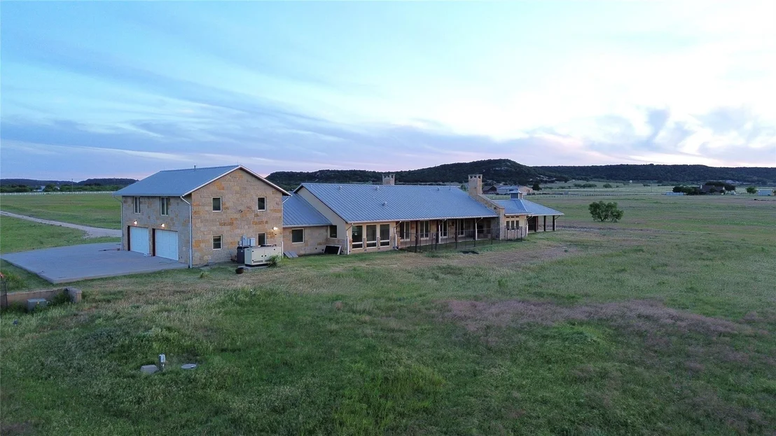 Photo of 990 County Road 621