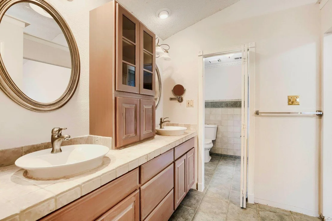 Photo of 314 Sandlewood Lane