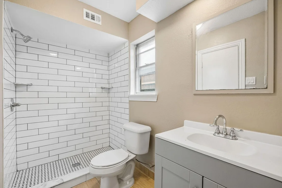 Photo of 3534 Royal Lane