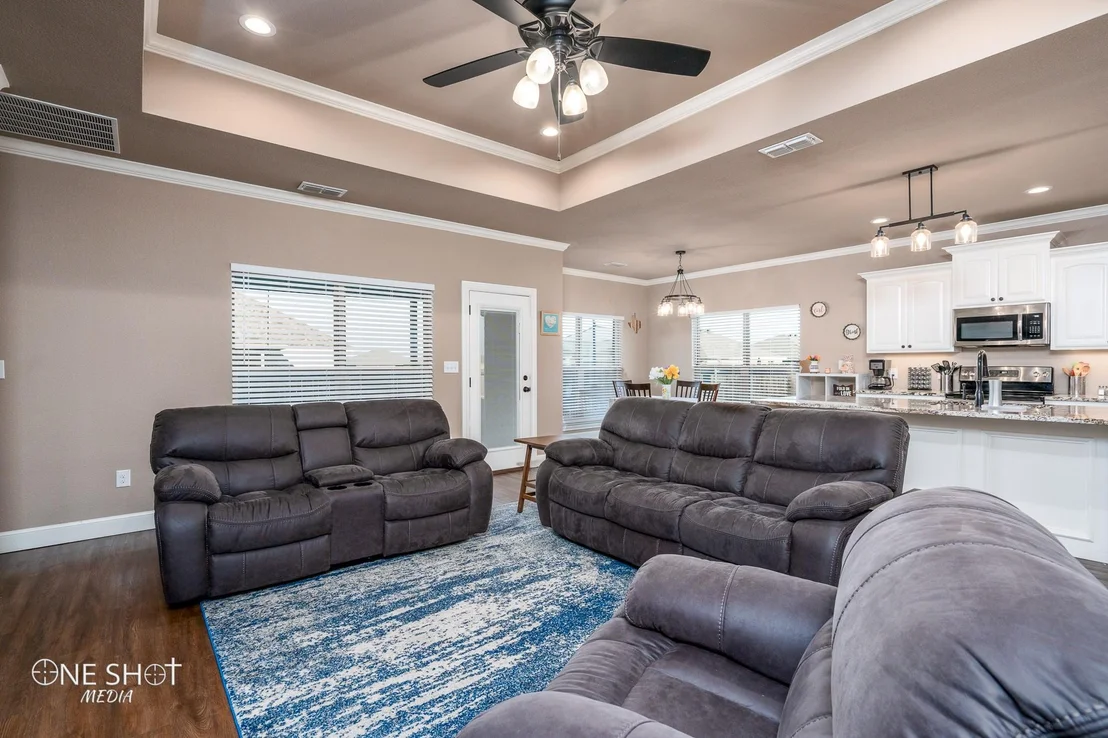 Photo of 3102 Oakley