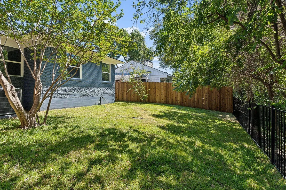 Photo of 6615 Ridgemont Drive