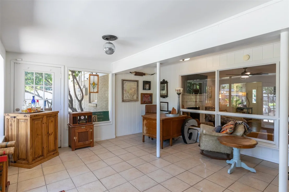 Photo of 1801 Sylvan Drive