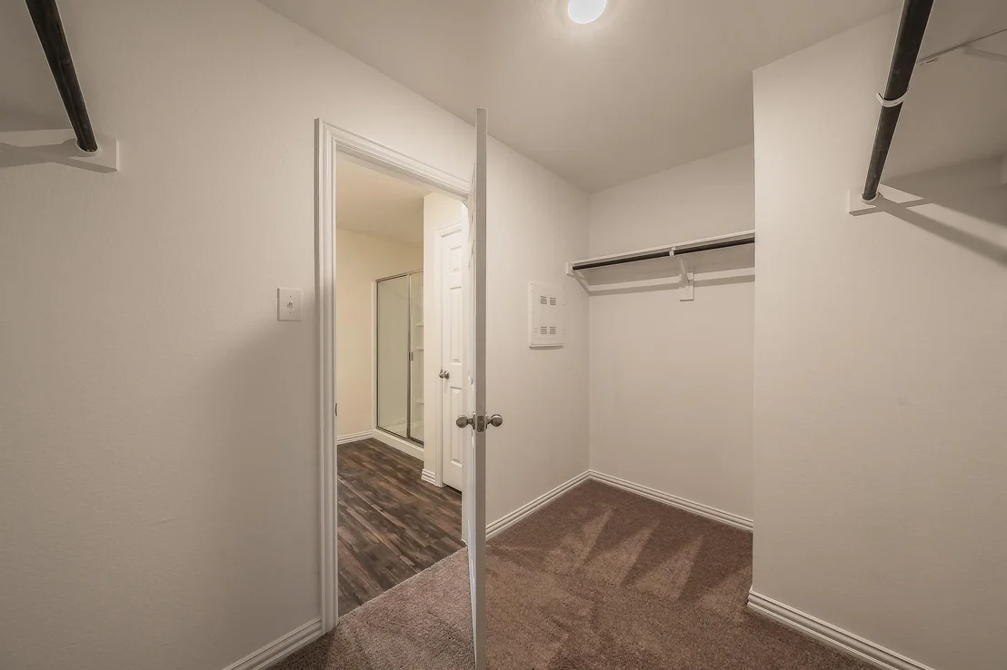 Photo of 433 Rose Avenue