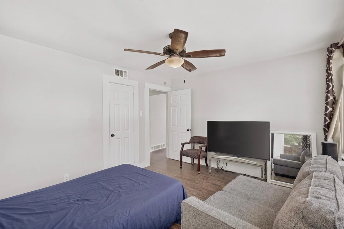 Photo of 2310 Costa Mesa Drive
