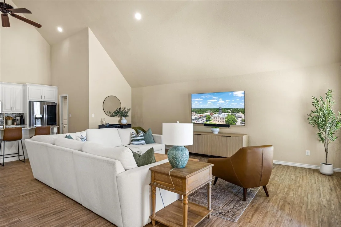 Photo of 4100 Apache Trail Court