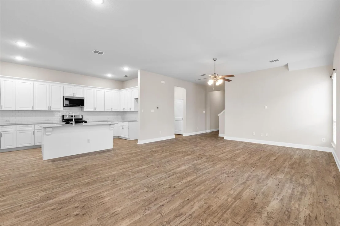 Photo of 576 Spruce Trail