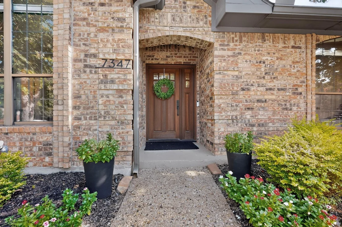 Photo of 7347 Williamswood Drive