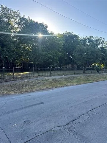 Photo of 5300 Ash Lane