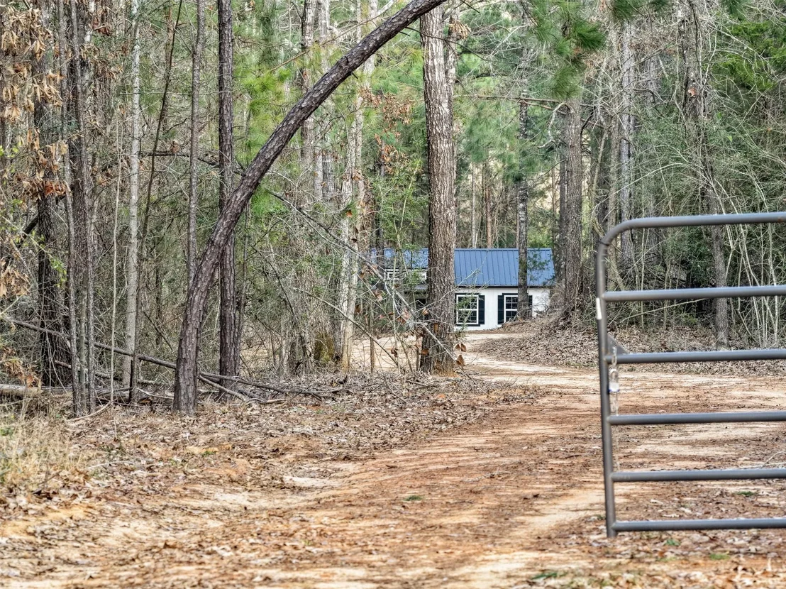 Photo of 9190 County Road 2136 N