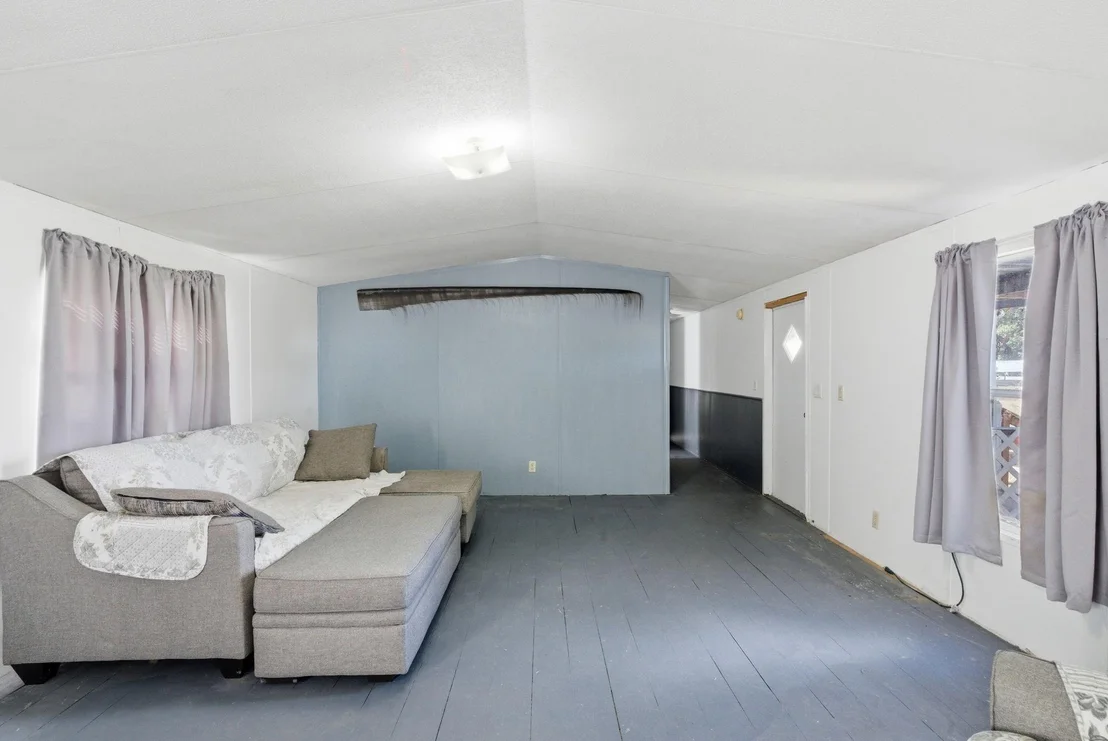 Photo of 144 Oak Meadows Drive