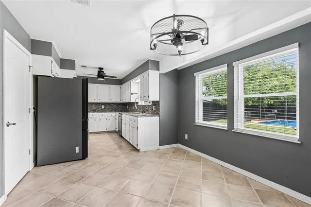 Photo of 139 Moses Manor Drive