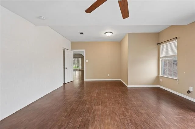 Photo of 828 Rockefeller Lane