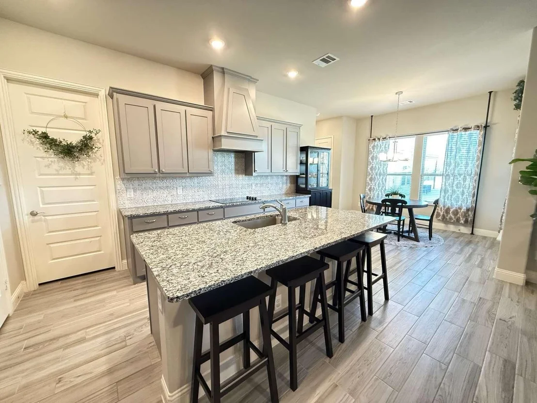 Photo of 1549 Lynx Loop