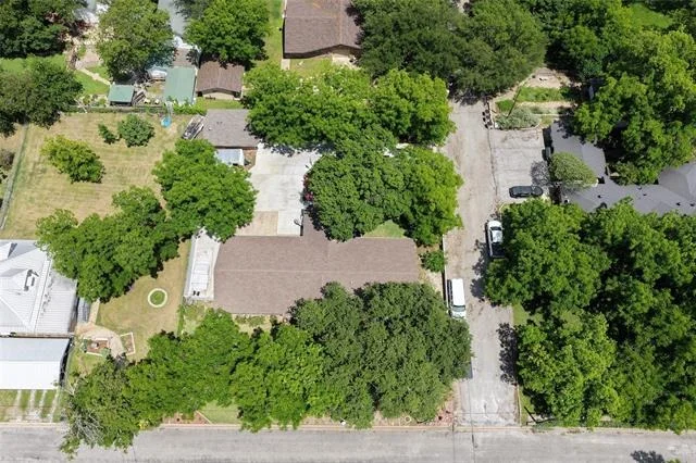 Photo of 900 N Elm Street