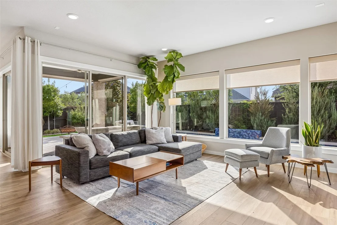 Photo of 4039 Heatherton Drive