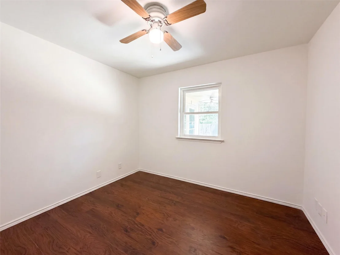 Photo of 604 Todd Court